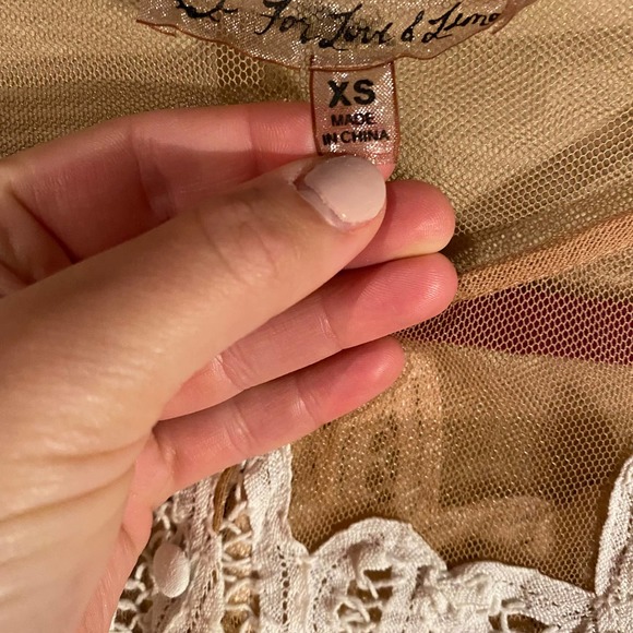 For Love & Lemons Carmine Lace White Top - Picture 6 of 9